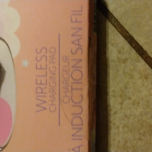 Unicorn Wireless Charging pad - Picture 2 of 8